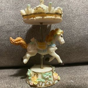 Rare find. Vintage Musical Carousel Horse